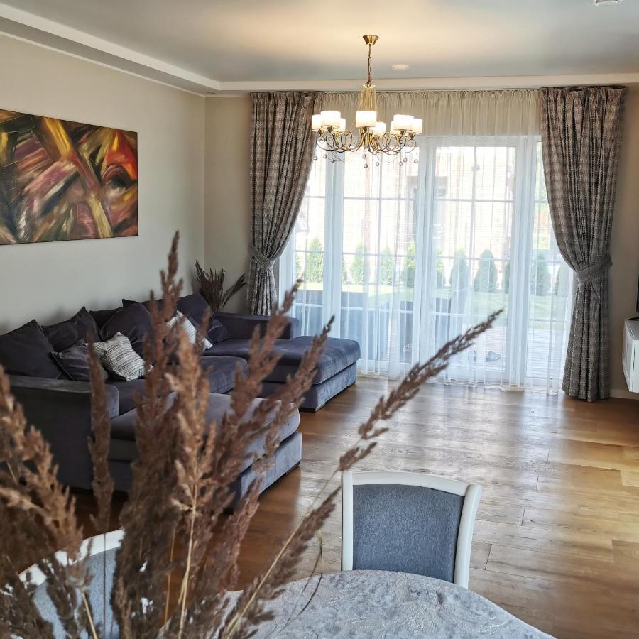 Melnrage Beach Cozy Apartments & Terrace - Pine View Sea Entry كلابيدا المظهر الخارجي الصورة