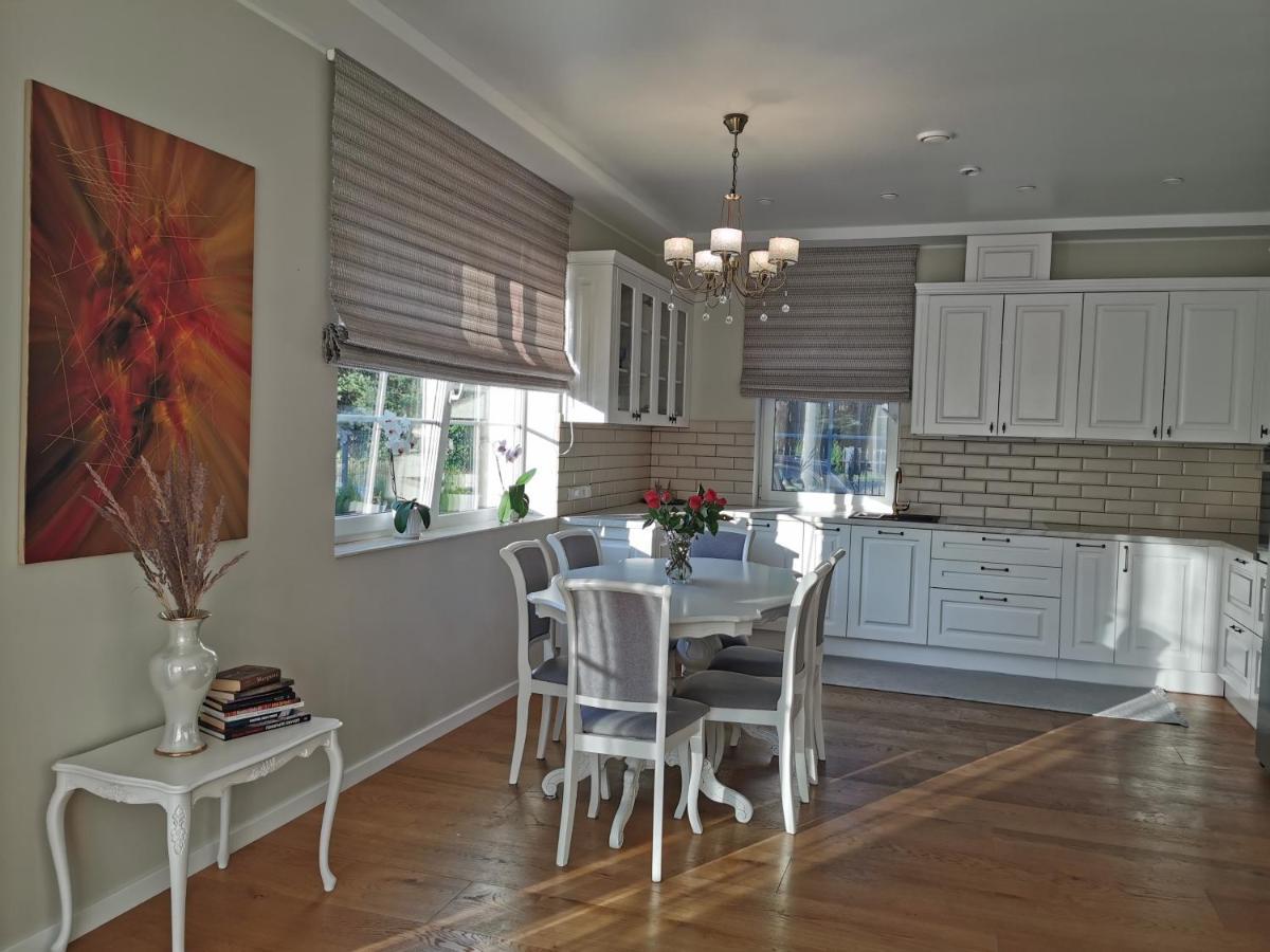 Melnrage Beach Cozy Apartments & Terrace - Pine View Sea Entry كلابيدا المظهر الخارجي الصورة